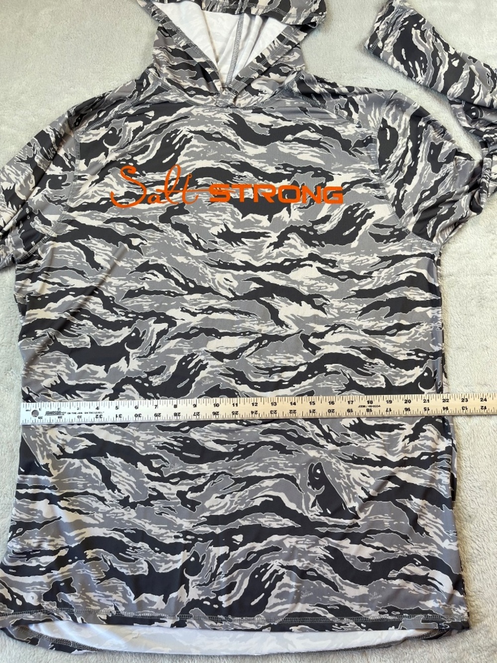 Mens Salt Strong Lightweight Performance Fishing Hoodie UPF Camo Sun Shirt sz L - Picture 8 of 8